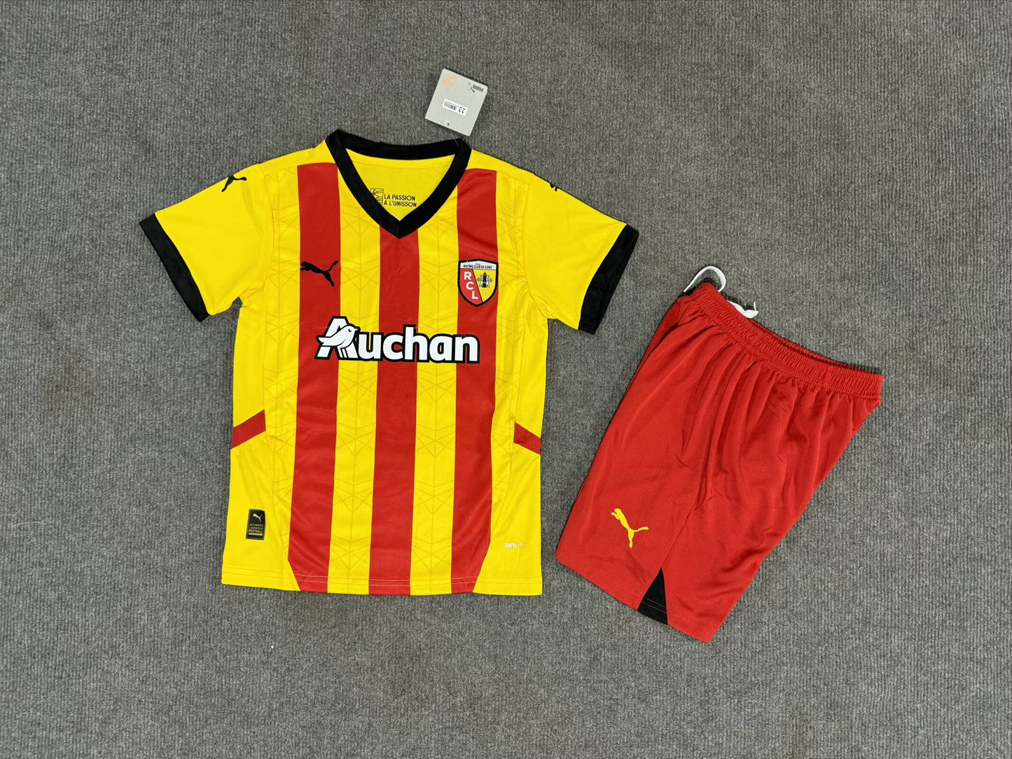 Ensemble Maillot + short RC Lens Domicile 2024/2025