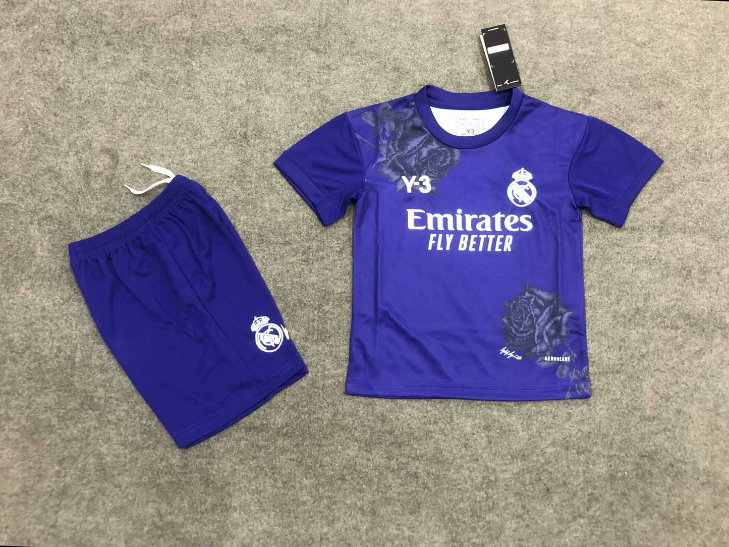 Ensemble Maillot + short Réal Madrid 2024/2025