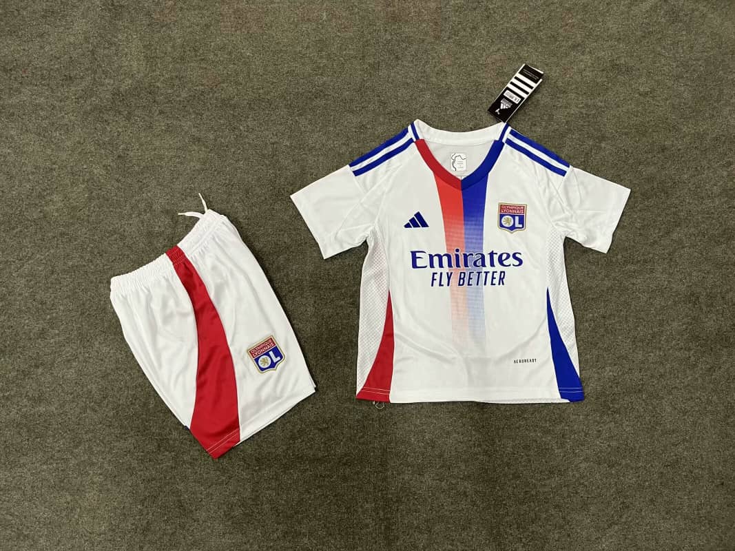 Ensemble Maillot + short Olympique Lyonnais 2024/2025